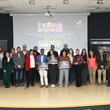 Clausura del IV Programa de Incubación INCIBE EMPRENDE con el que colabora la Cámara de Comercio de LInares Clausura del IV Programa de Incubación INCIBE EMPRENDE con el que colabora la Cámara de Comercio de LInares